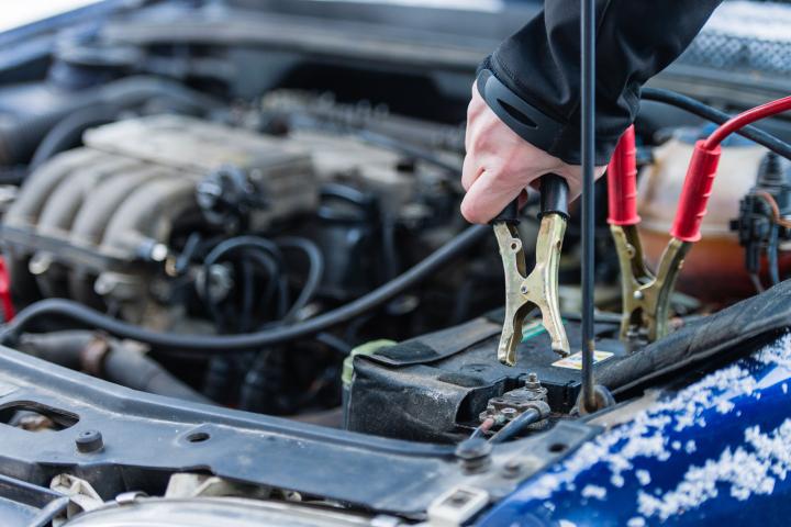 Dicas de como manter a bateria do seu carro funcionando bem